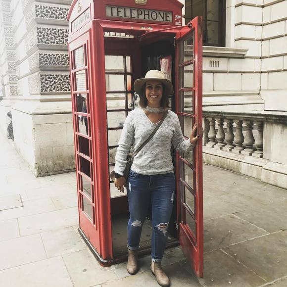 Meet your Posher, Roxanne - Picture 1 of 1